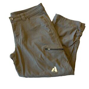 Eddie Bauer Ascent Gray Capri Pants Size 0